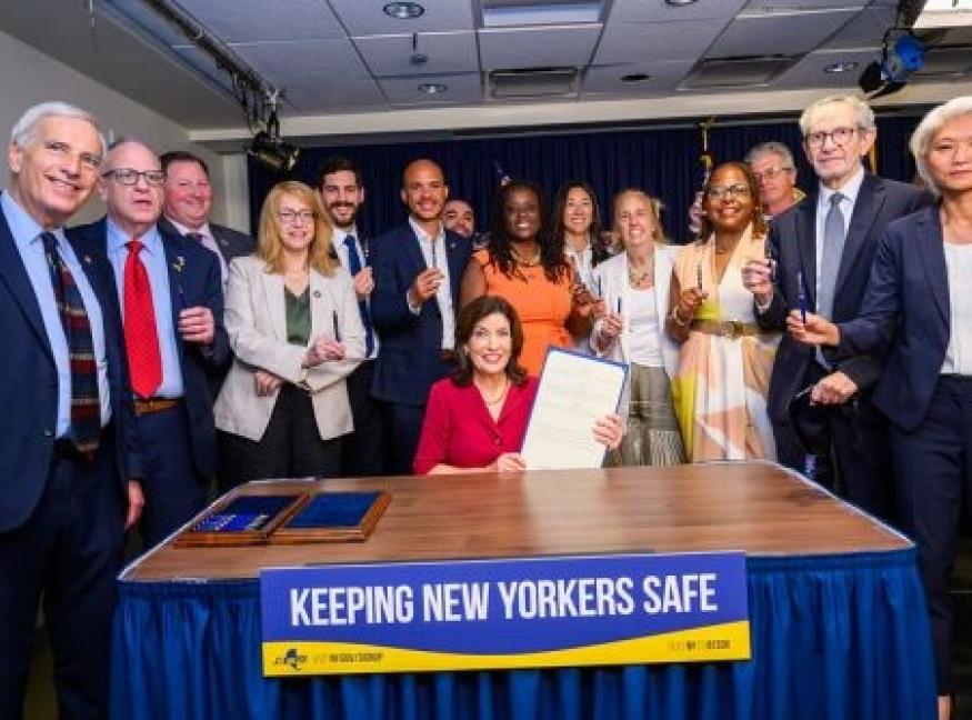 New York Governor Hochul Signs Law to Boost Lithium-Ion Battery Safety